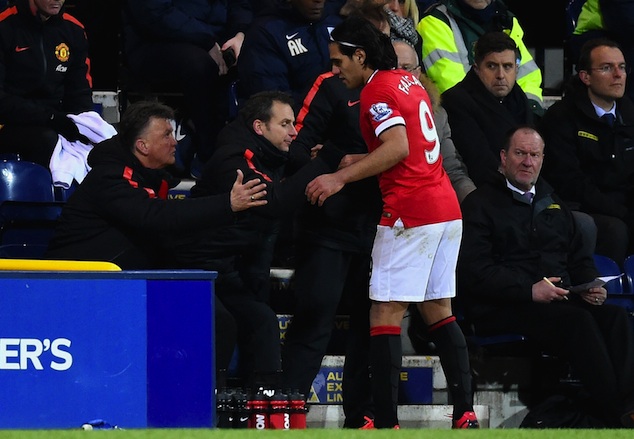 Falcao shakes van Gaals hand after being substituted